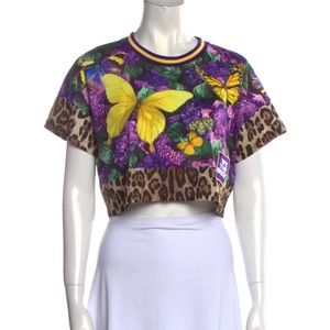 Description
• Dolce & Gabbana × Khaled Khaled Crop Top
• Purple
• Printed size S